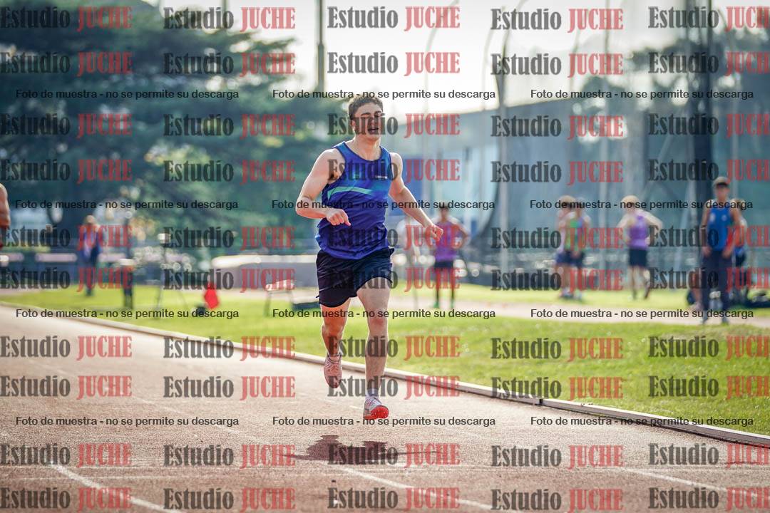 Fotos de los 400 m con vallas de varones