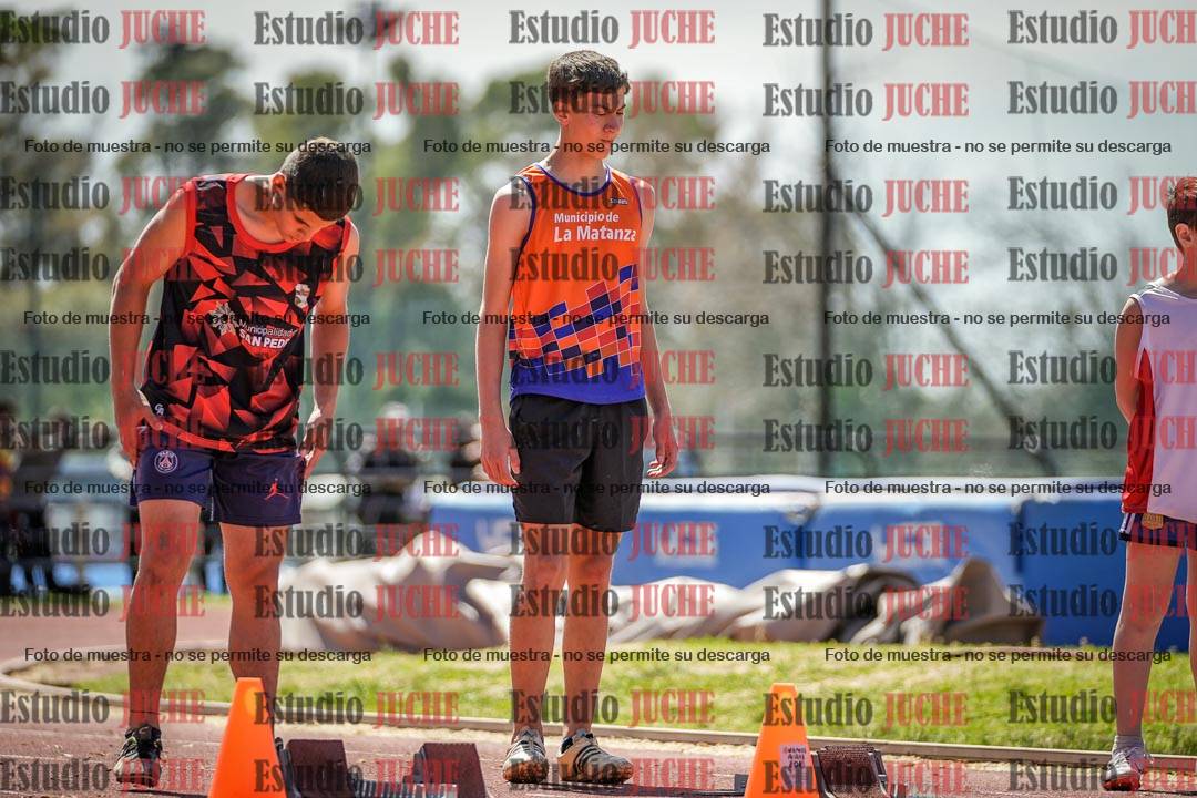 Fotos de los 80 m llanos de varones