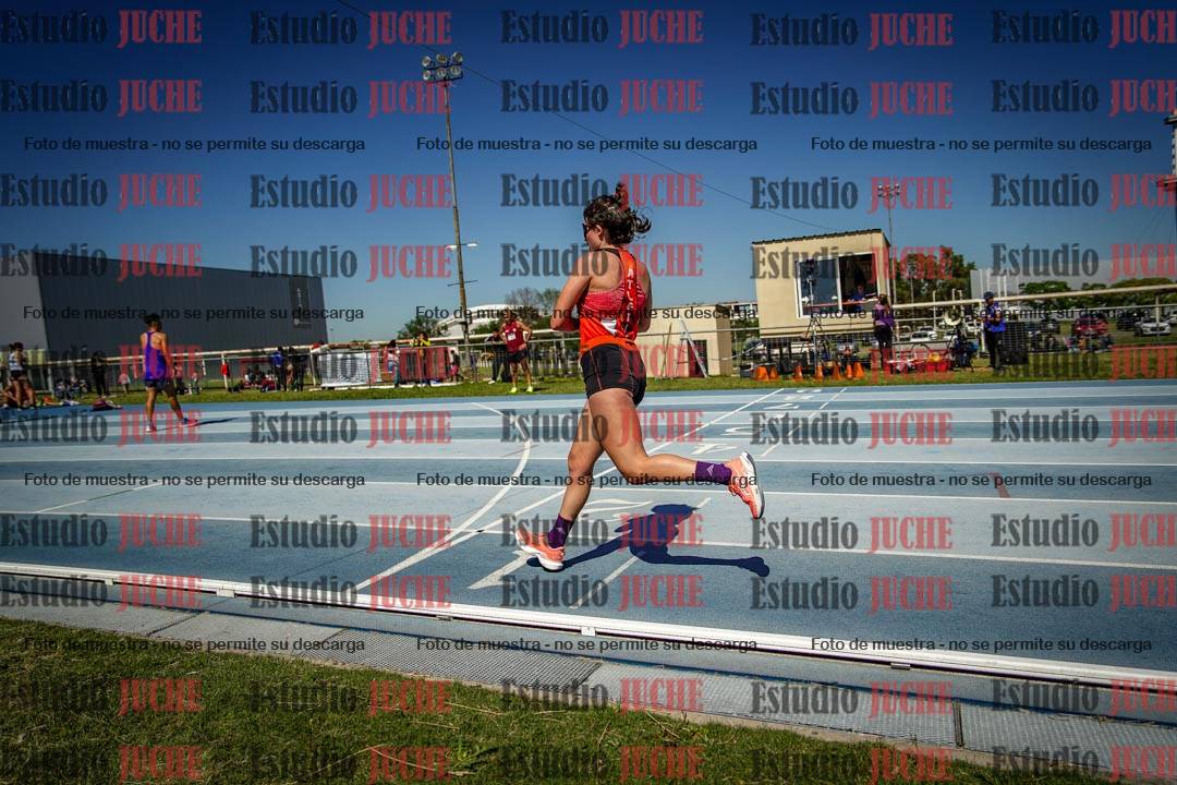 Fotos de los 5000 m de mujeres y varones - serie 2