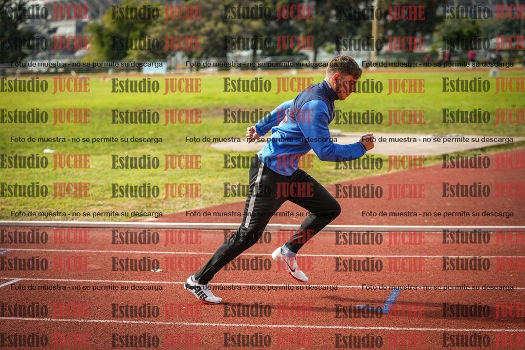 Fotos de los 400 m con vallas de varones