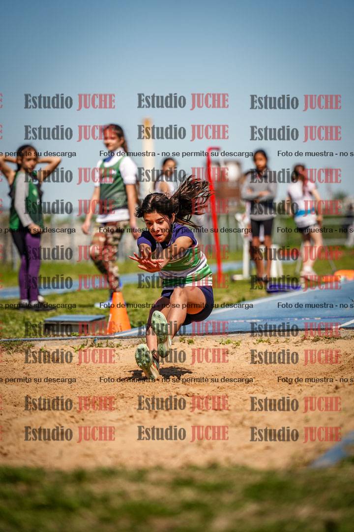 Fotos del salto en largo de mujeres - U15