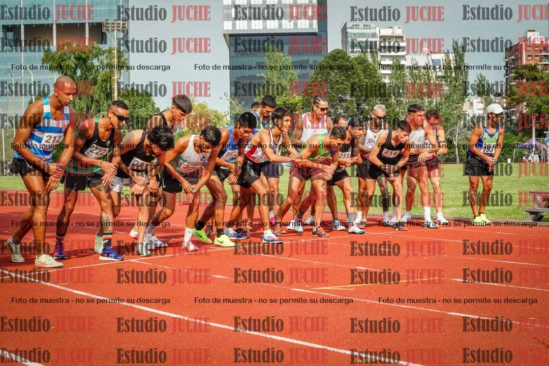 Fotos de los 3000 m llanos de varones