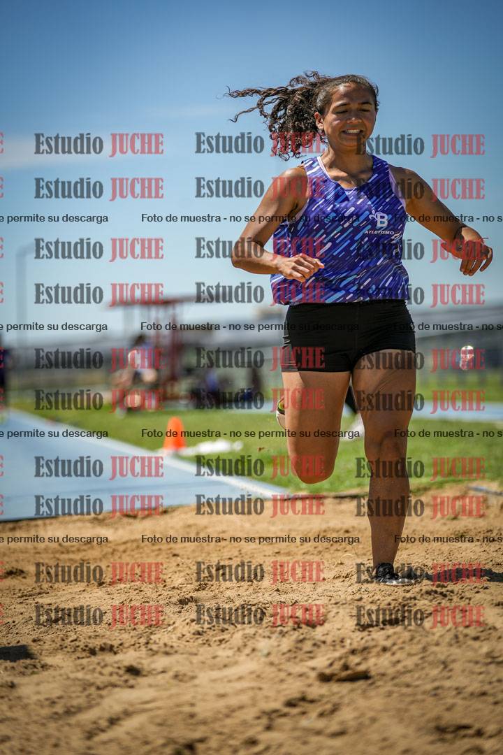 Fotos del salto triple de varones y mujeres - todas las tablas