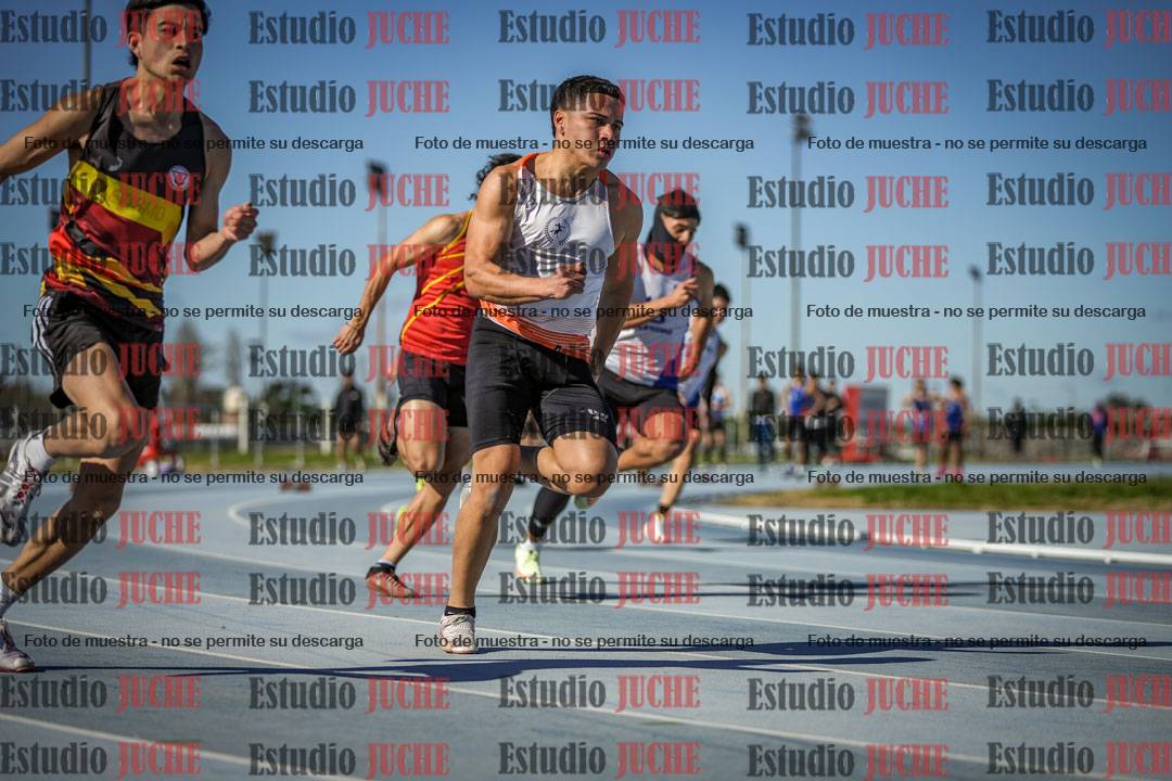Fotos de los 200 m llanos de varones