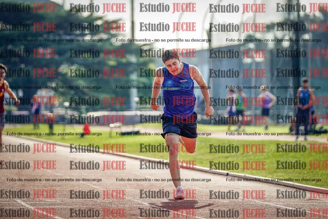 Fotos de los 400 m con vallas de varones