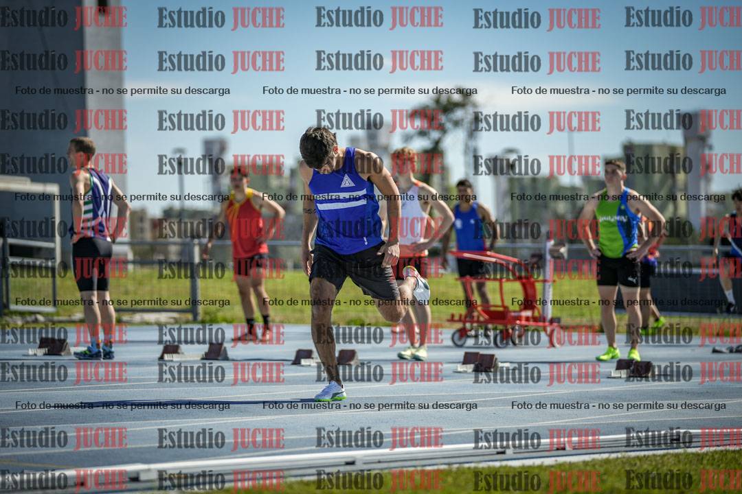 Fotos de los 100 m llanos de varones