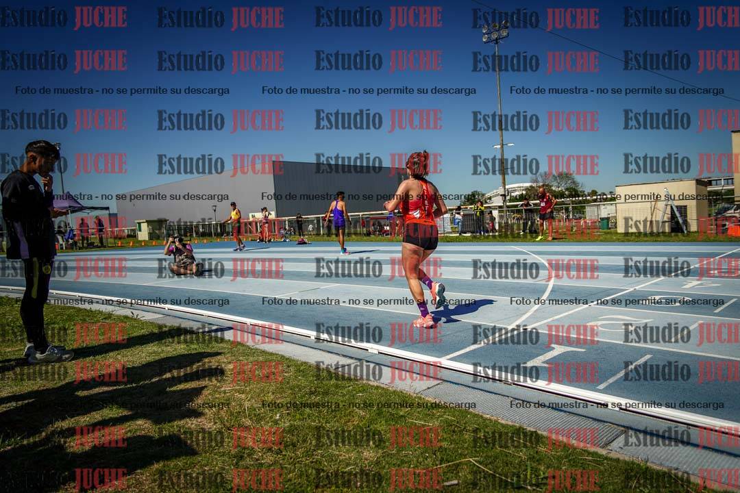 Fotos de los 5000 m de mujeres y varones - serie 2