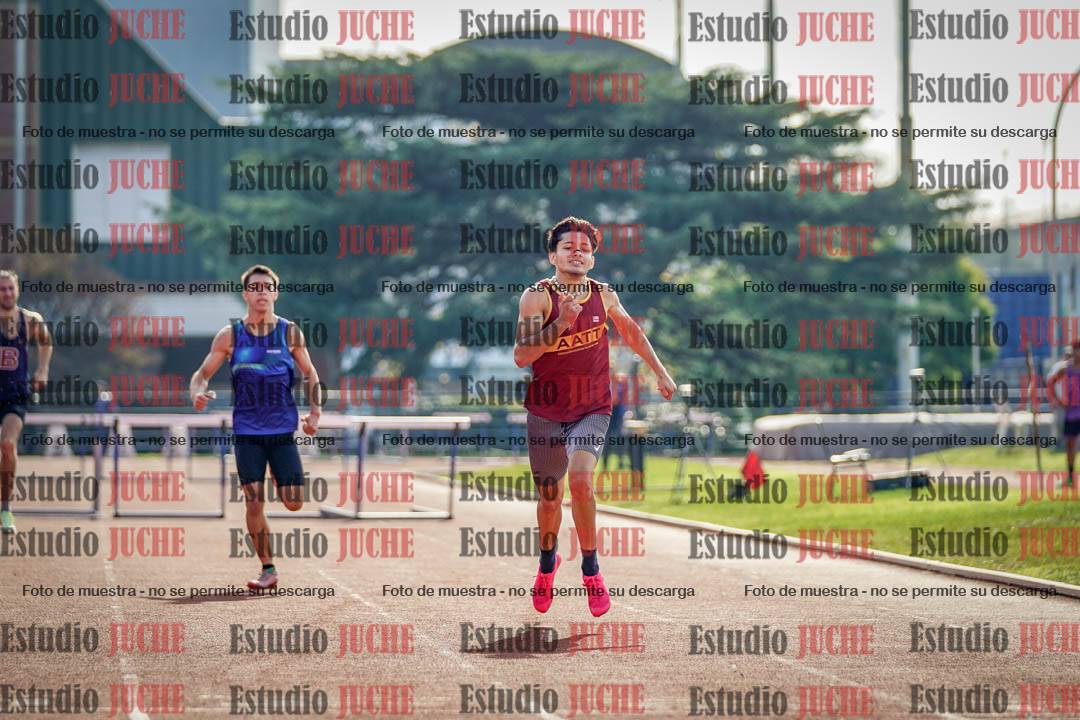 Fotos de los 400 m con vallas de varones