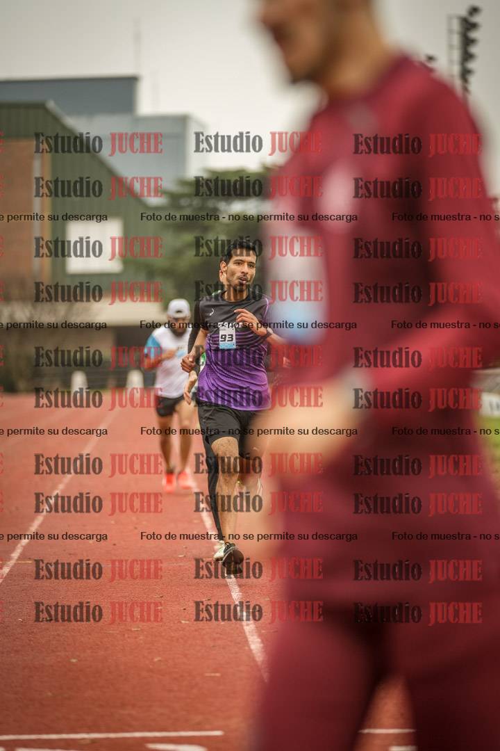 Fotos de los 800 m llanos de varones
