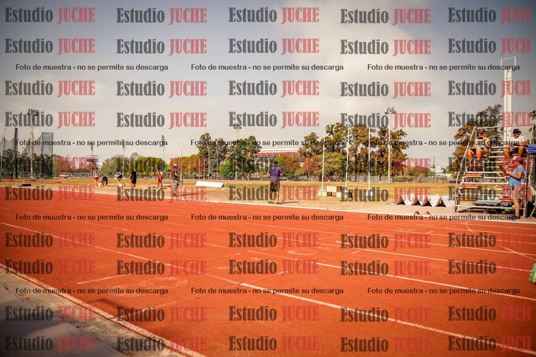 Fotos de los 400 m llanos de varones
