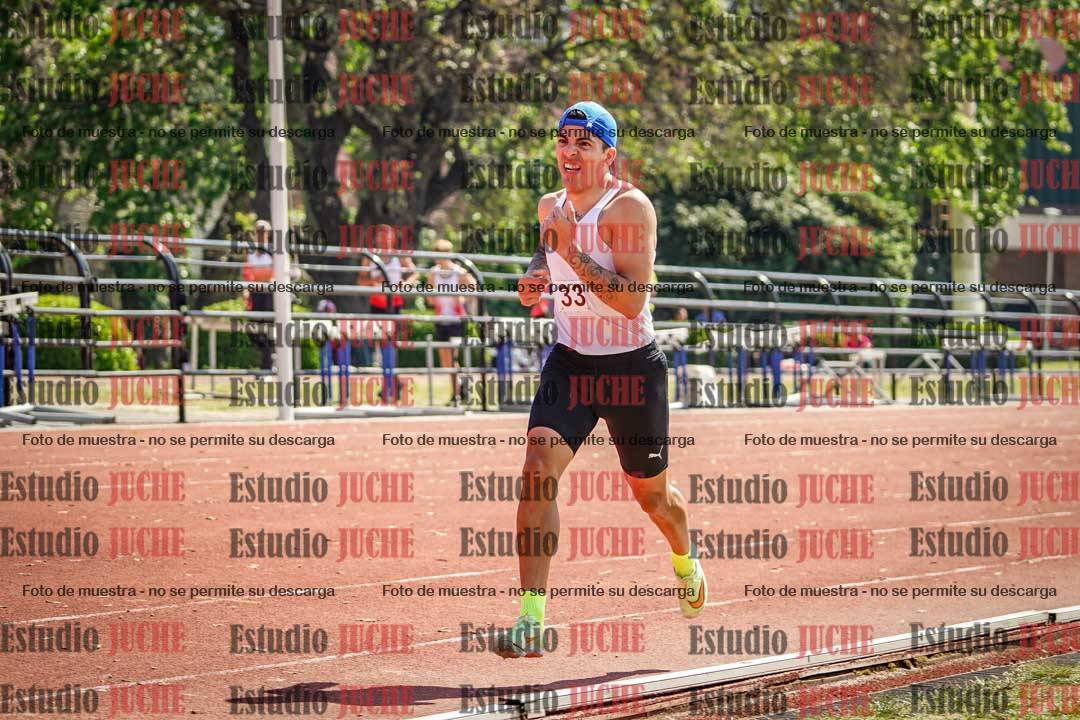 Fotos de los 800 m llanos de varones