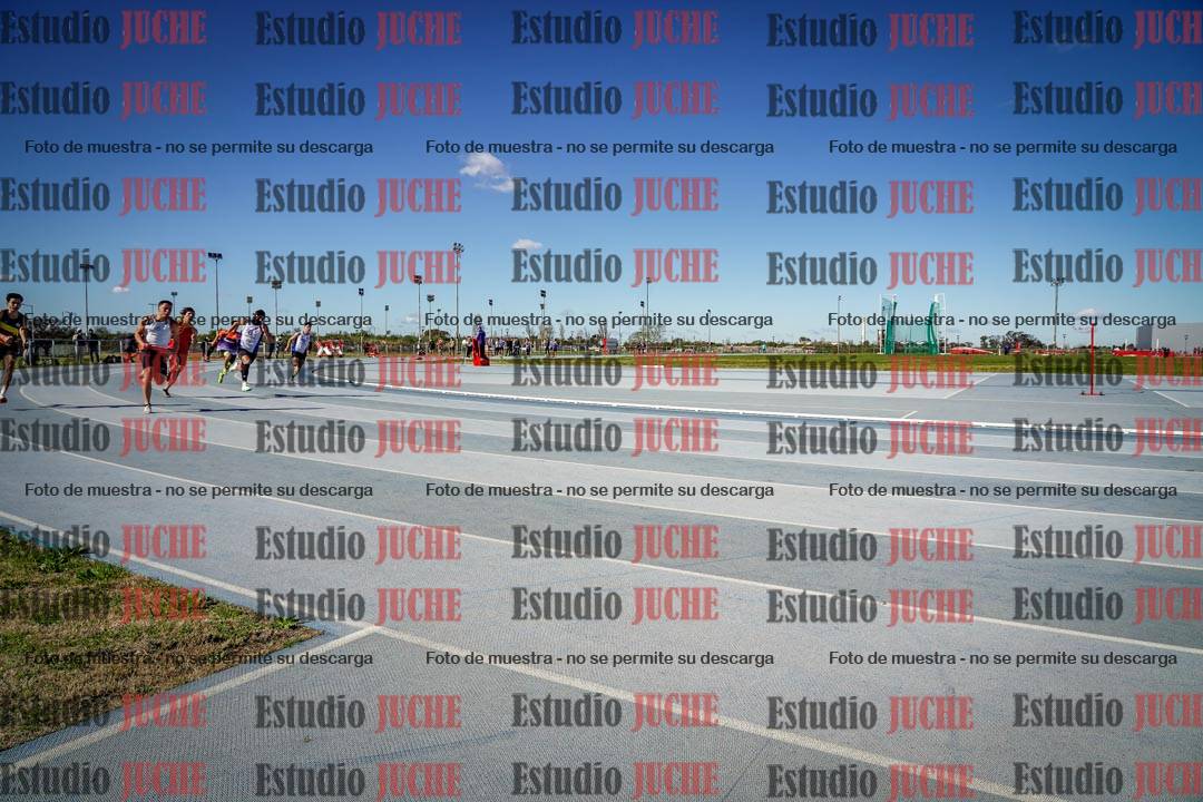 Fotos de los 200 m llanos de varones