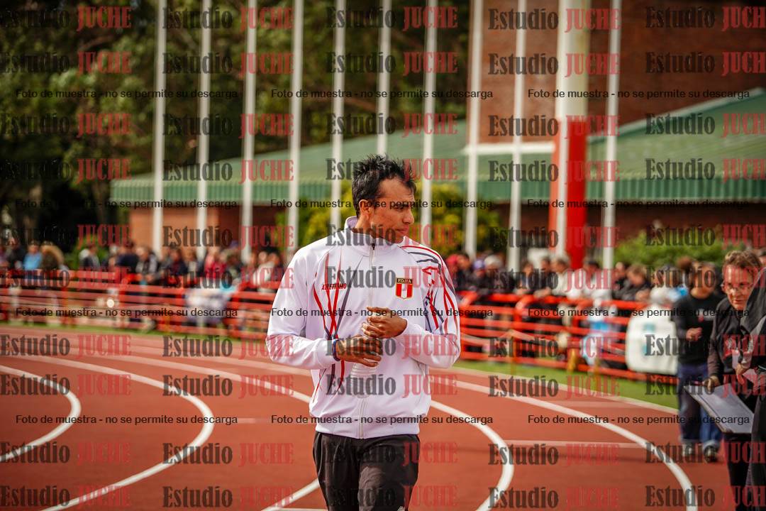 Fotos de algunos extras y podios del día 3
