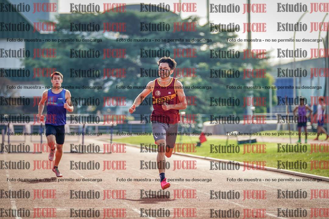 Fotos de los 400 m con vallas de varones