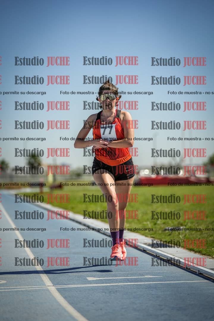 Fotos de los 5000 m de mujeres y varones - serie 2