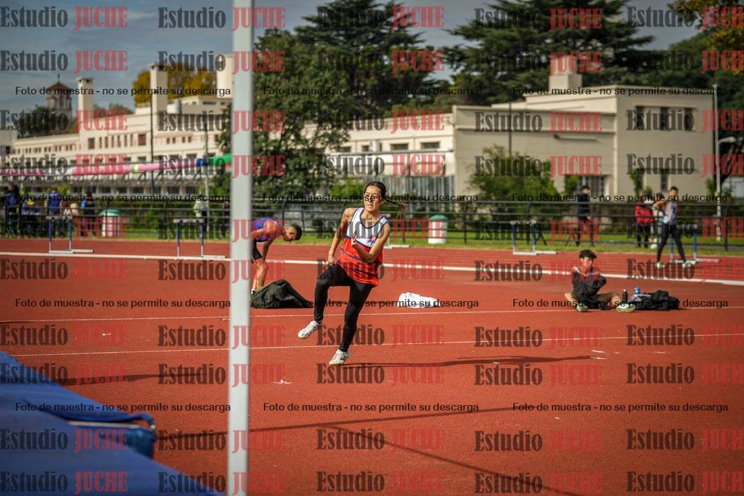 Fotos del salto en alto de mujeres