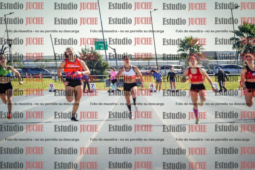 Fotos de los 100 m llanos de mujeres - FINAL