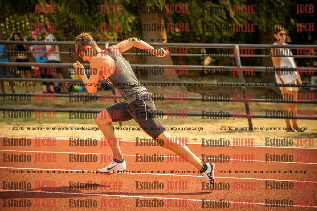 Fotos de los 400 m llanos de varones