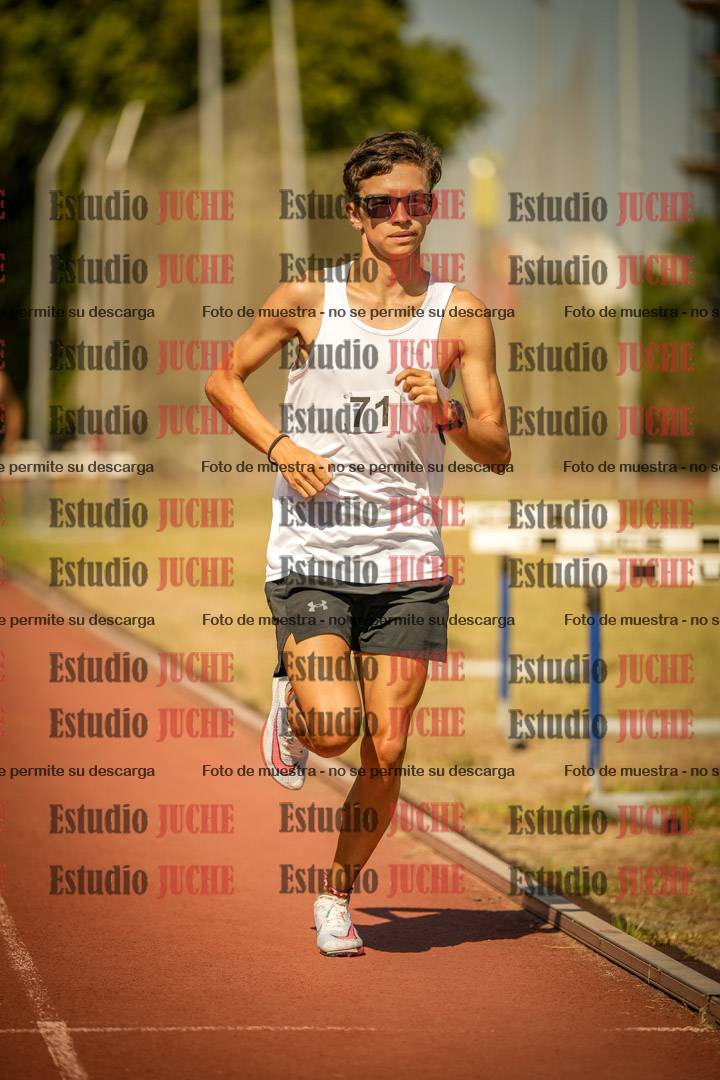 Fotos de los 3000 m llanos de varones
