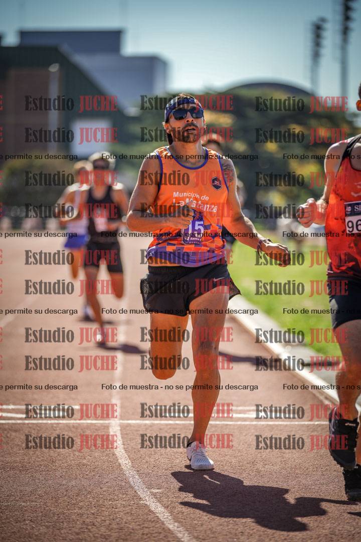 Fotos de los 800 m llanos de varones