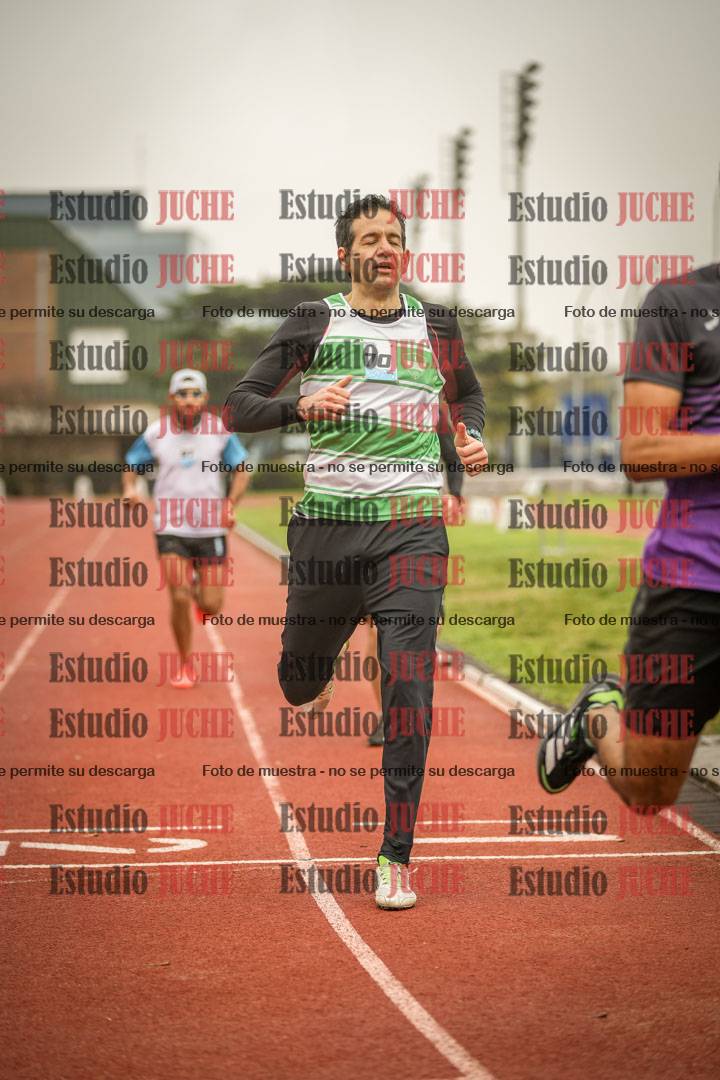 Fotos de los 800 m llanos de varones
