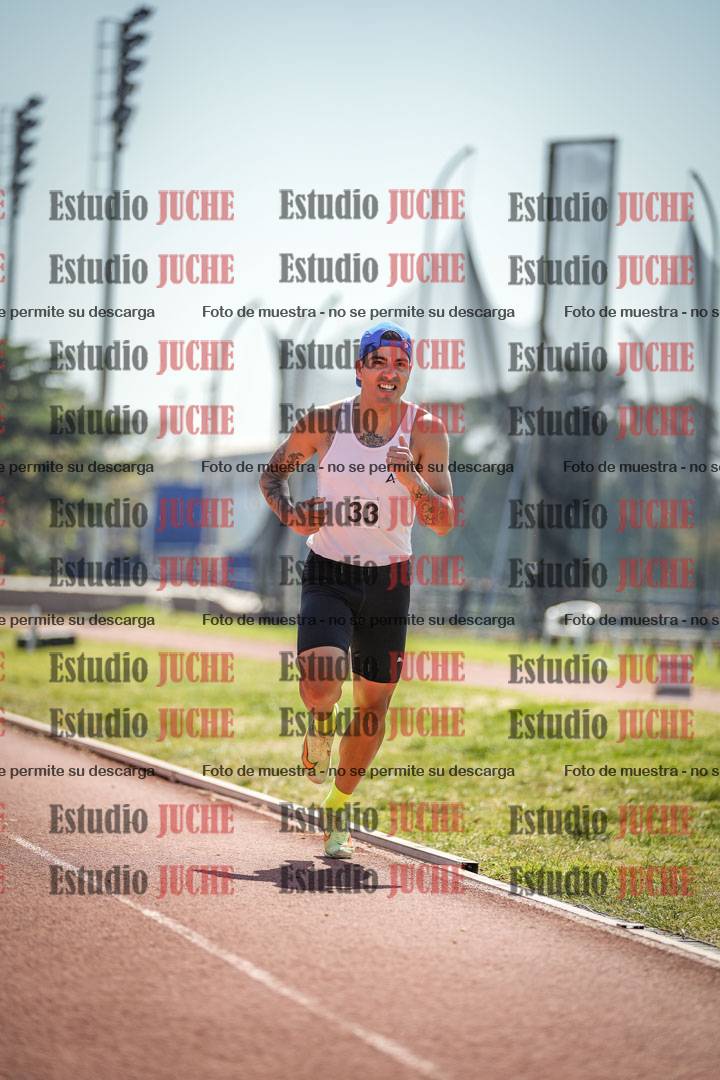 Fotos de los 800 m llanos de varones