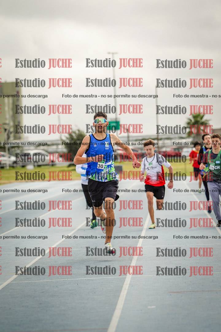 Fotos de los 600 m llanos de varones