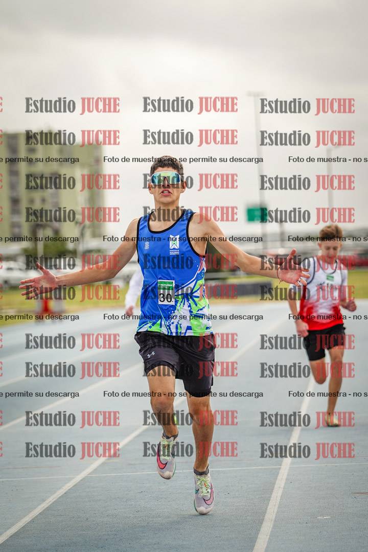 Fotos de los 600 m llanos de varones