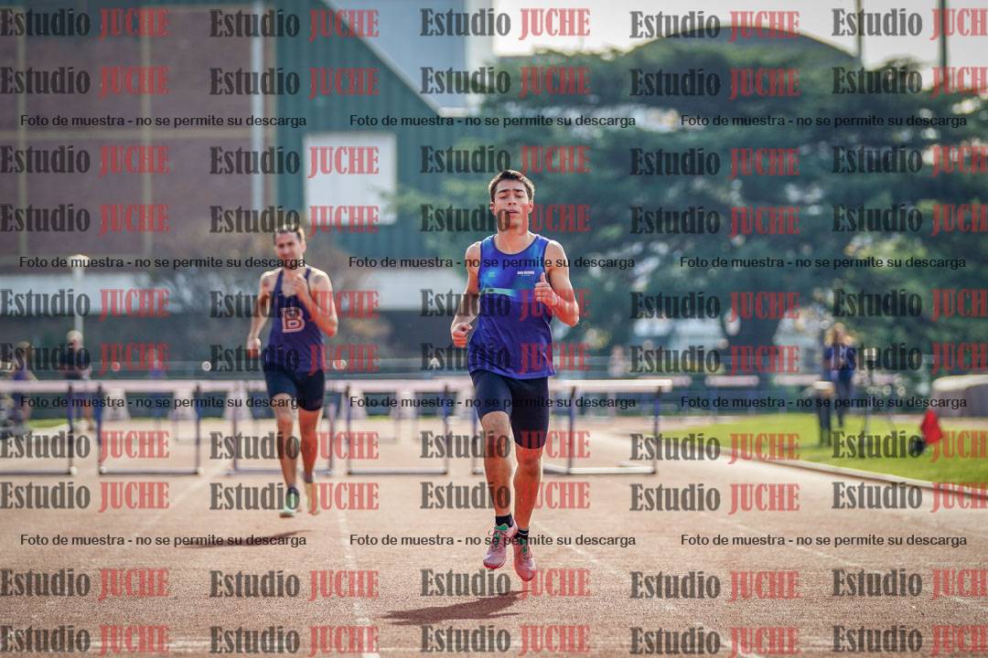 Fotos de los 400 m con vallas de varones