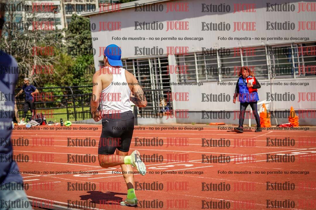 Fotos de los 800 m llanos de varones