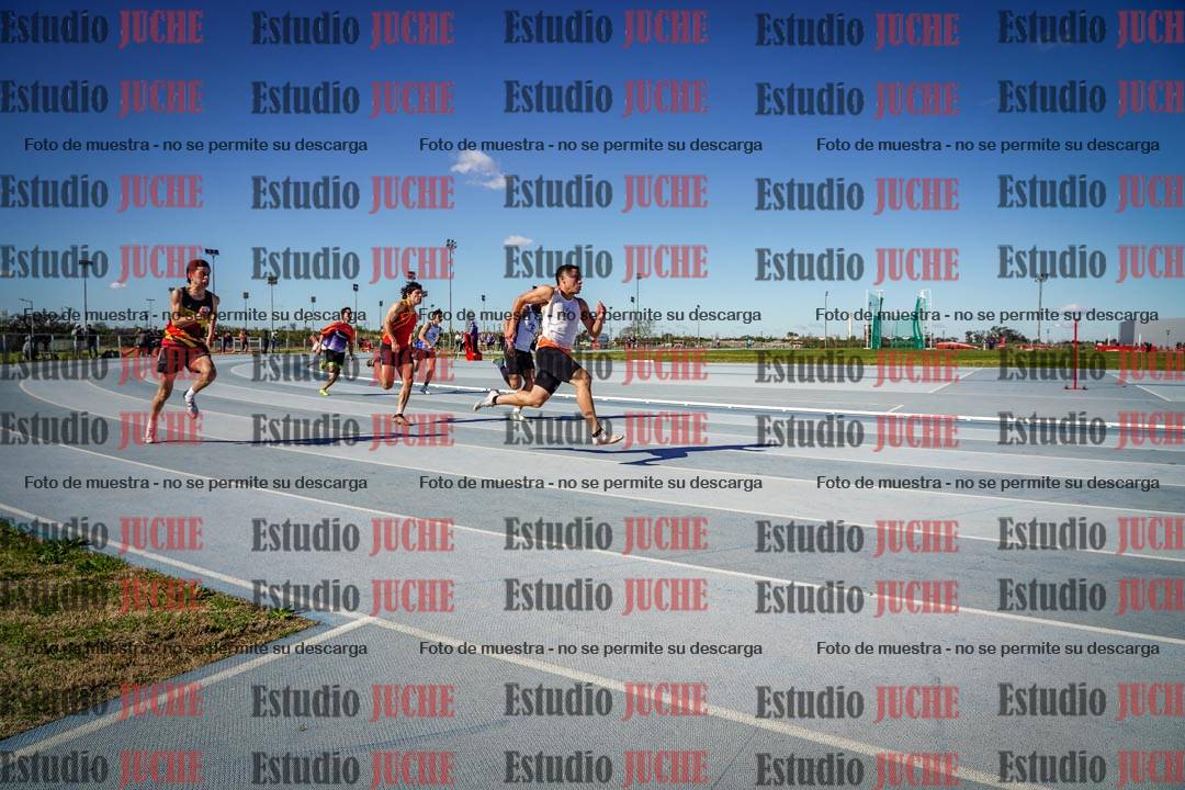Fotos de los 200 m llanos de varones