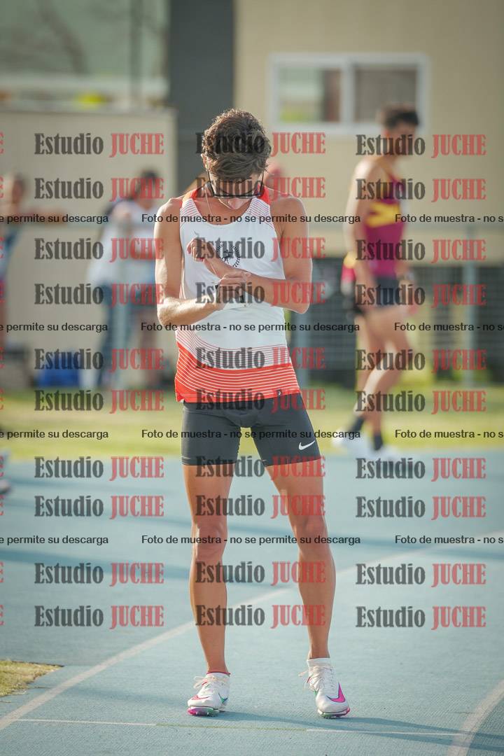 Fotos de los 800 m llanos de varones