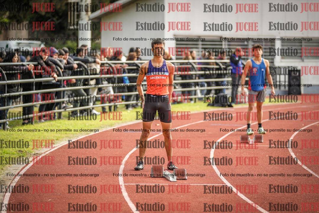 Fotos de los 400 m con vallas de varones