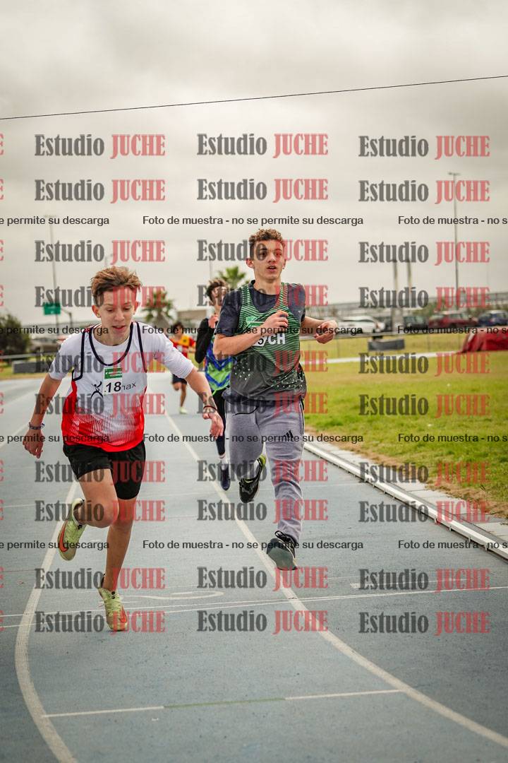 Fotos de los 600 m llanos de varones