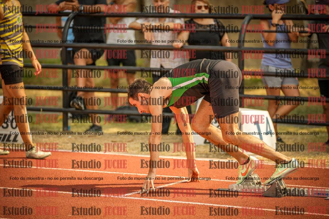 Fotos de los 400 m llanos de varones