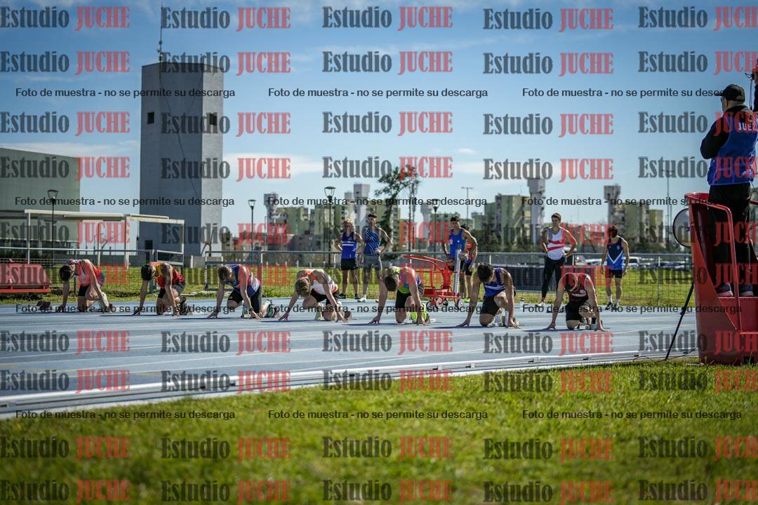 Fotos de los 100 m llanos de varones