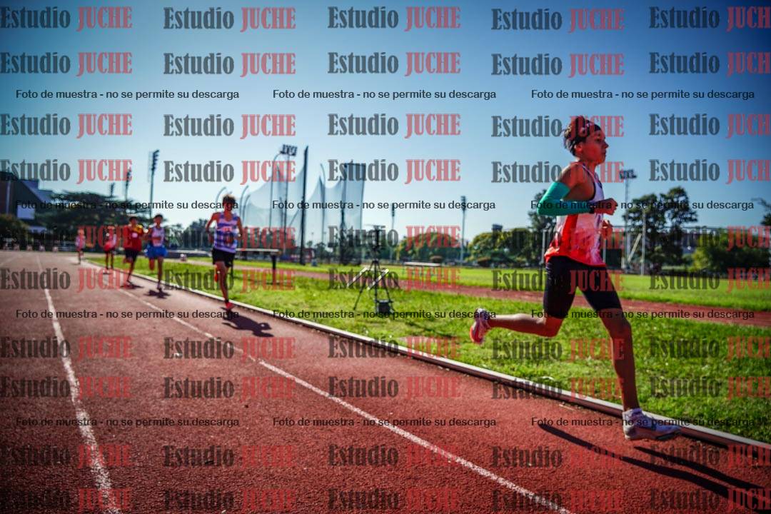 Fotos de los 2400 m llanos de varones