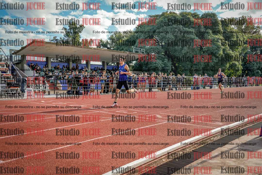 Fotos de los 400 m con vallas de varones
