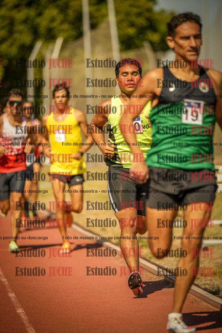 Fotos de los 3000 m llanos de varones