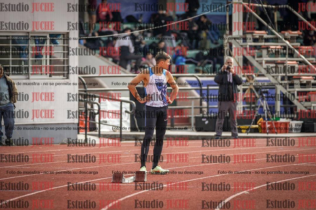 Fotos de los 400 m con vallas de varones