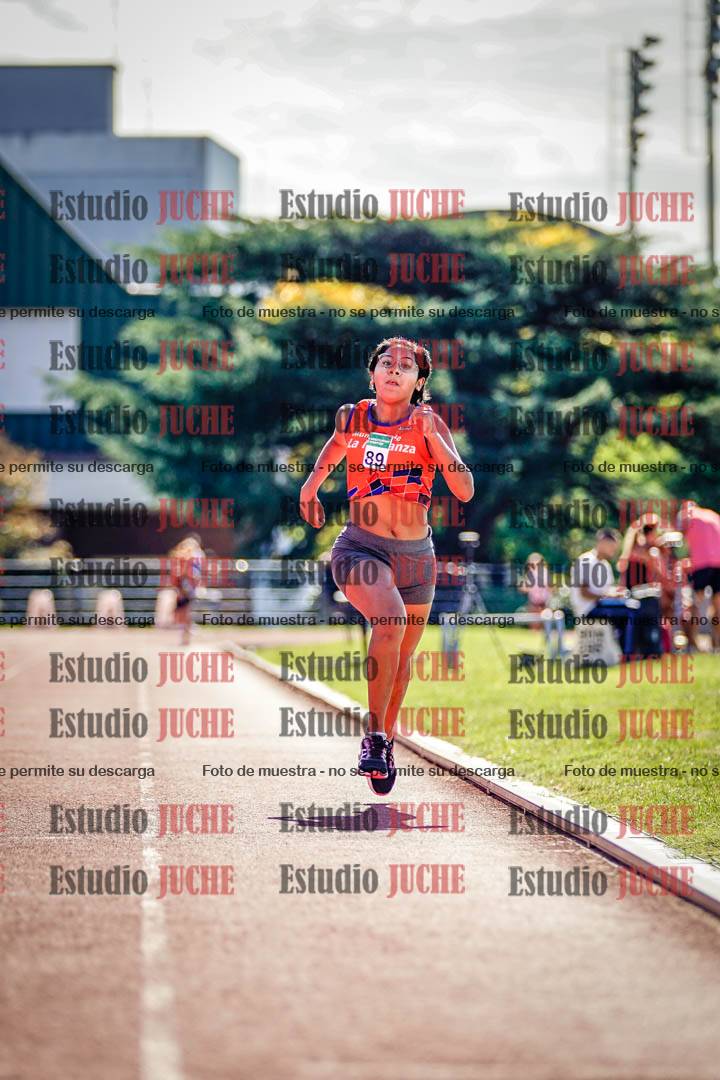 Fotos de los 2400 m de mujeres
