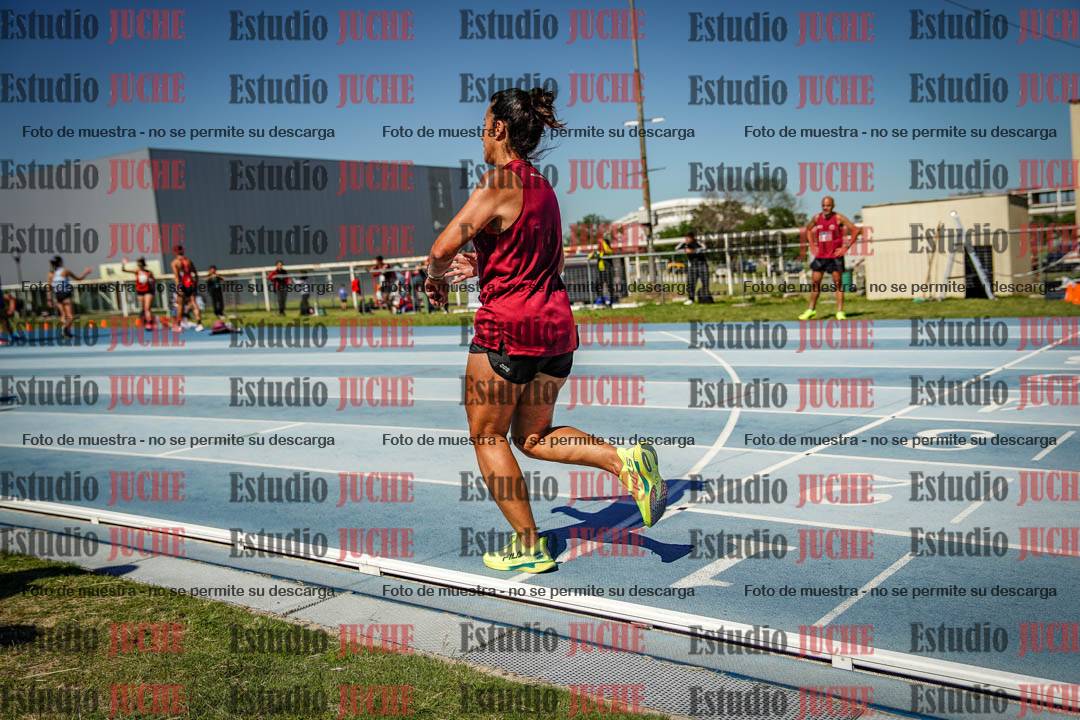 Fotos de los 5000 m de mujeres y varones - serie 2