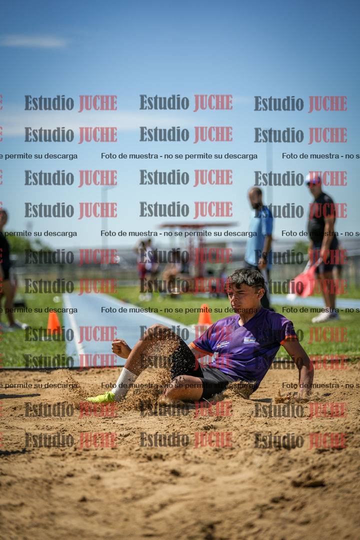 Fotos del salto triple de varones y mujeres - todas las tablas