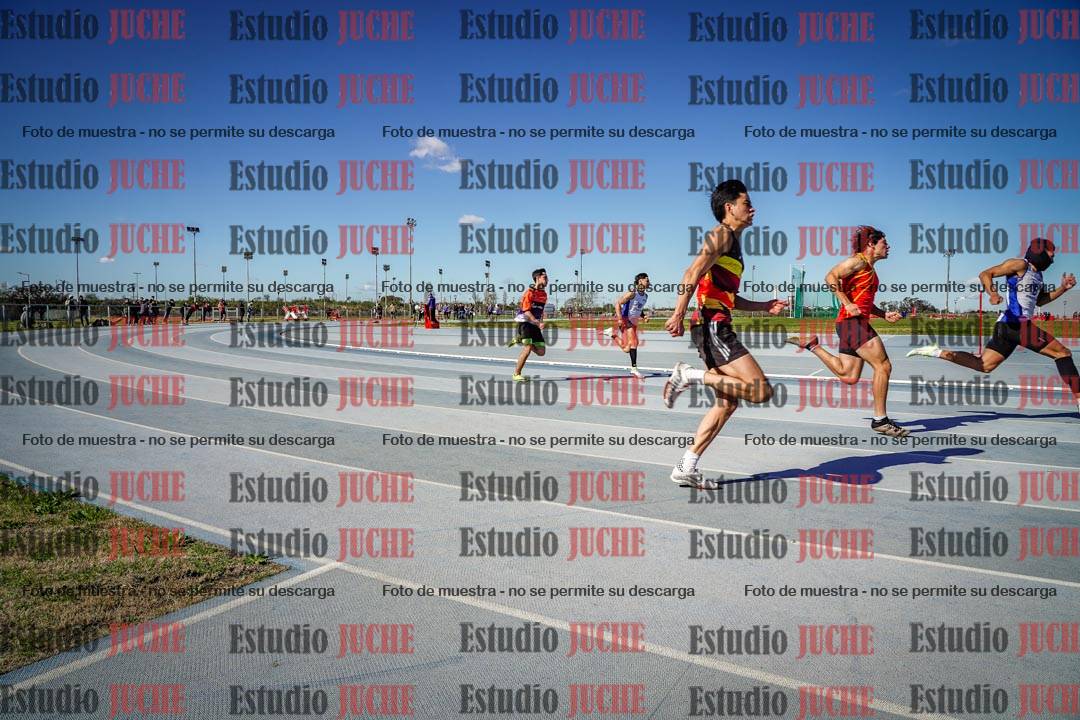 Fotos de los 200 m llanos de varones