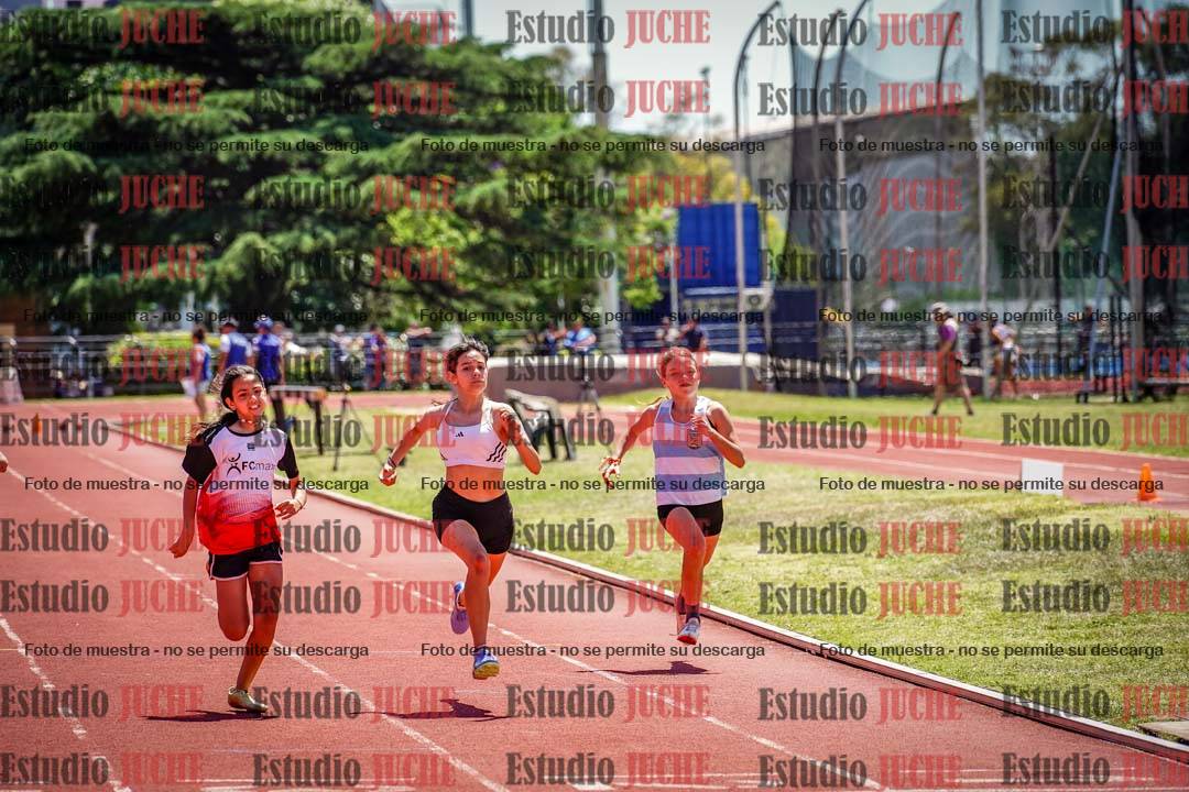 Fotos de los 80 m llanos de mujeres