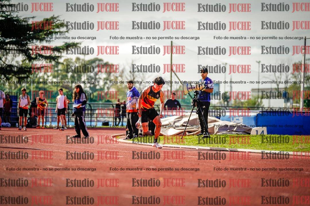 Fotos de los 100 m llanos de varones