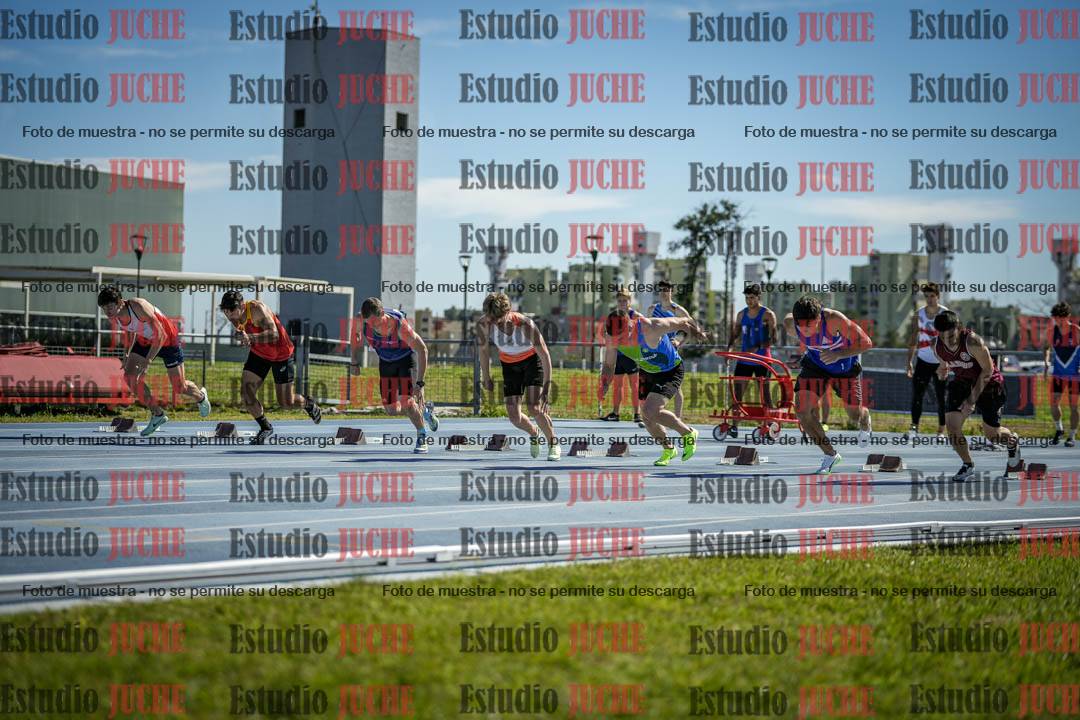 Fotos de los 100 m llanos de varones