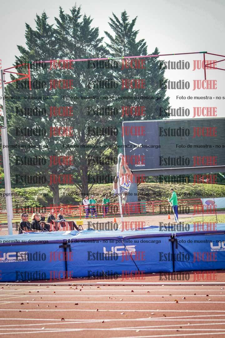 Fotos del salto con garrocha de varones - FINAL