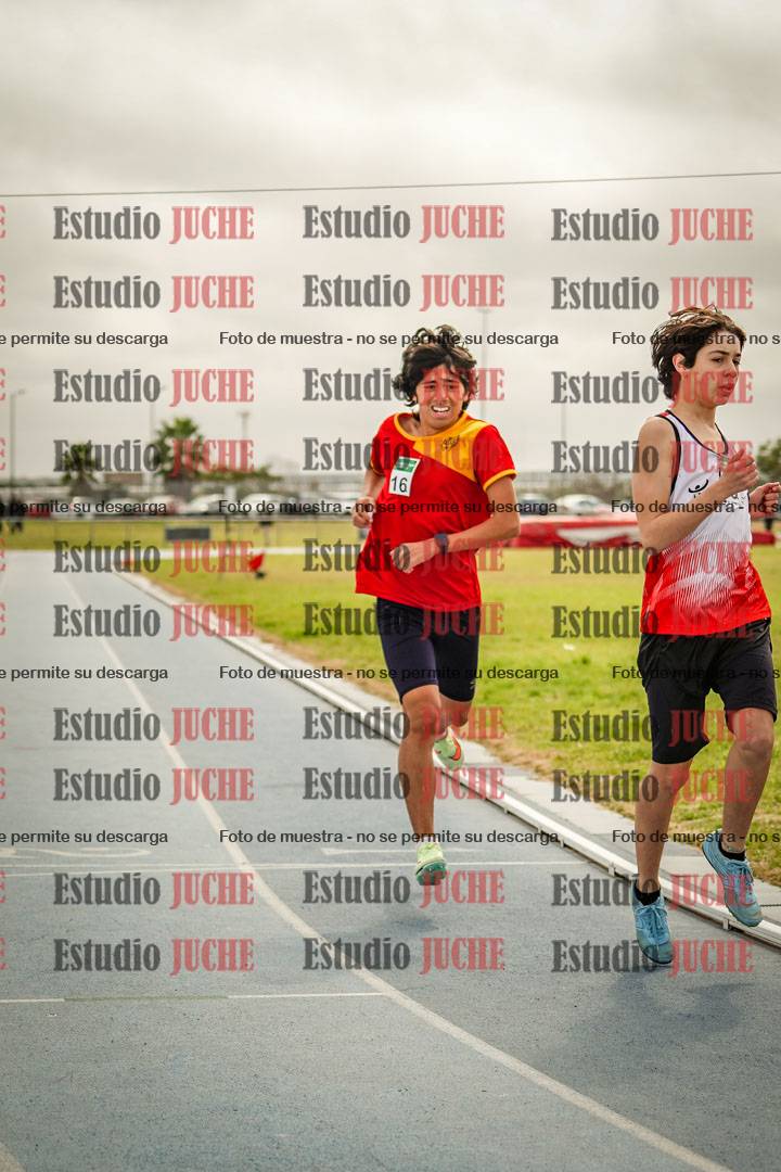 Fotos de los 600 m llanos de varones