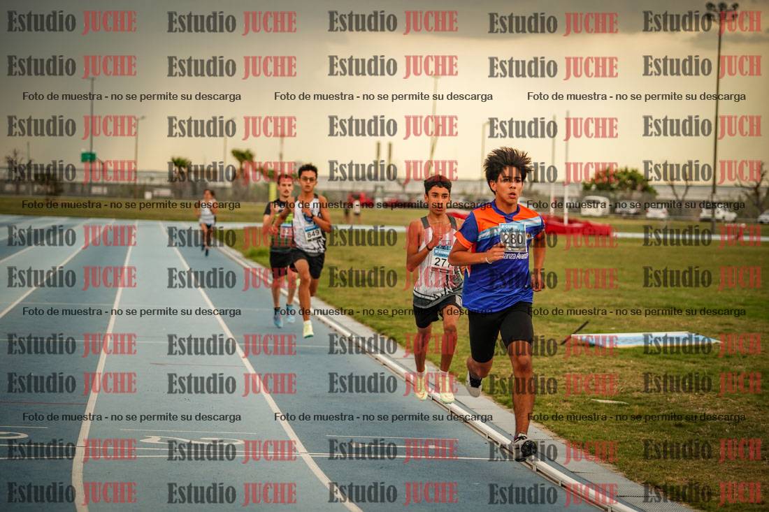 Fotos de los 600 m llanos de varones